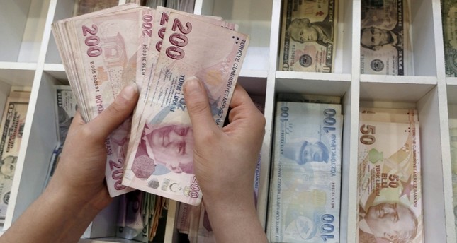 Turkish lira gains value against dollar after US lifts sanctions