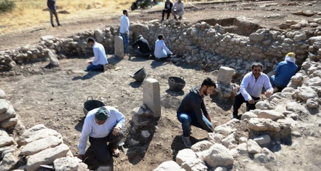 11,300-year-old Neolithic-era temple unearthed in southeastern…