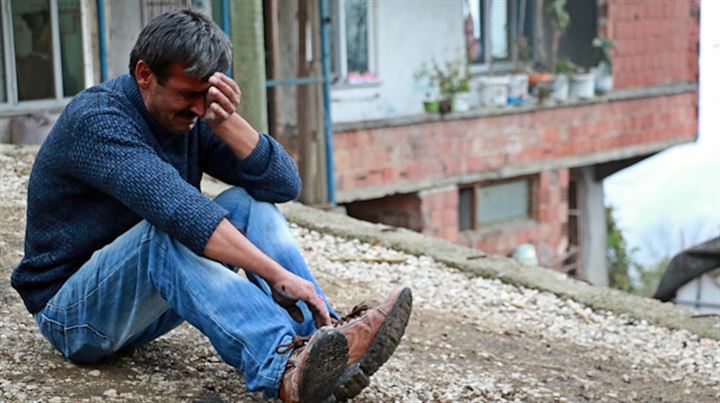 Yangında evi küle dönen aile yardım bekliyor