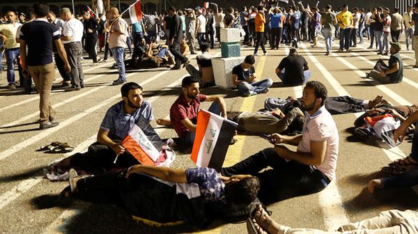 20 killed, 600 injured as Iraqi forces disperse Karbala sit-in