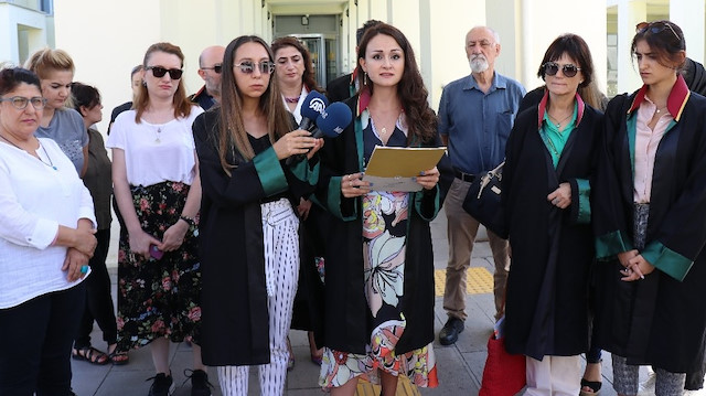 Adana haberleri: Boşanamadığı kocasına attığı çanta silah sayıldı…