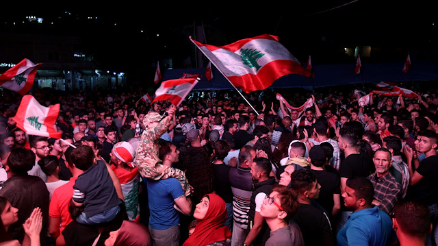 Army, protesters clash in Beirut amid protests