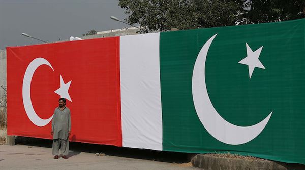 Turkey offers condolences to Pakistan on train accident