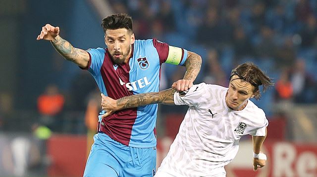 Trabzonspor evinde yıkıldı