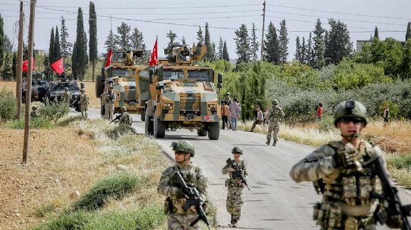 قوات 'الكوماندوز' التركية تتحرك نحو الحدود مع سوريا وهذه التفاصيل
