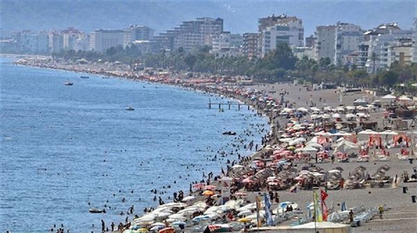 Turkey's Antalya sets all-time tourist record