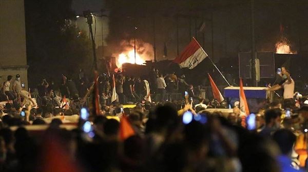 60 جريحا باشتباكات بين الأمن ومحتجين في كربلاء العراقية