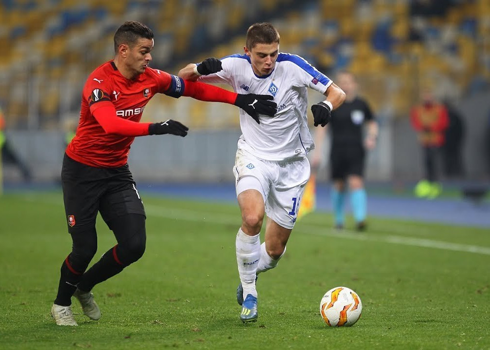 Fenerbahçe’de hedef Vitalii ​Mykolenko