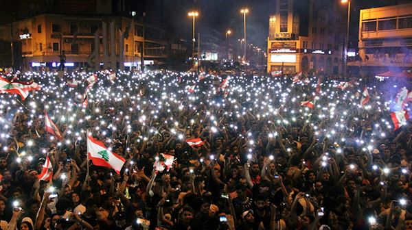 Lebanon cabinet to meet at presidential palace amid protests