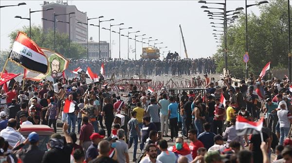 نيران الاحتجاج تصل مقار للحشد الشعبي وأحزاب جنوبي العراق