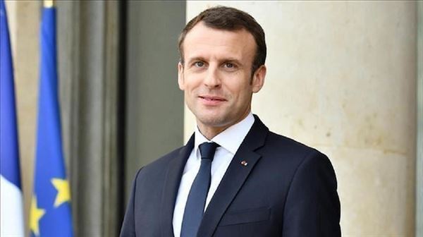 90 شخصية فرنسية لماكرون: قل كفى للكراهية ضد مسلمي فرنسا