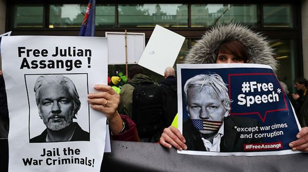 WikiLeaks founder Julian Assange, minus beard, appears in London court