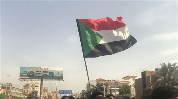 رئيس الأركان السوداني يتلقى رسالتين من نظيريه الإمارتي واليمني