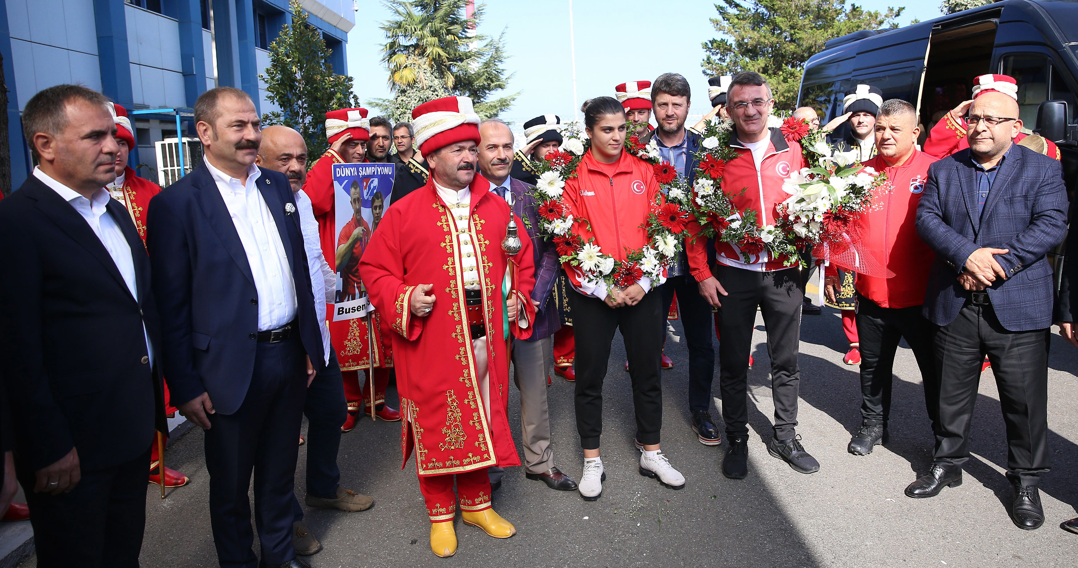 Female World Boxing Champion performs military salute for Turkish…