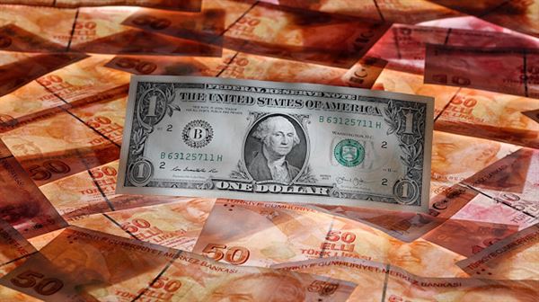 Turkish lira changes little after Trump threatens 'powerful' sanctions