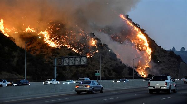 Southern California firefighters brace for resurgence of extreme winds