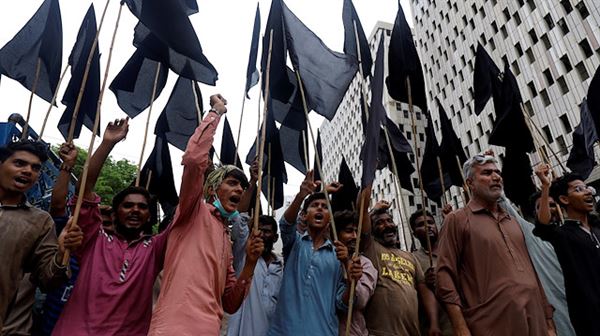 Pakistan marks 'Black Day' in solidarity with Kashmiris