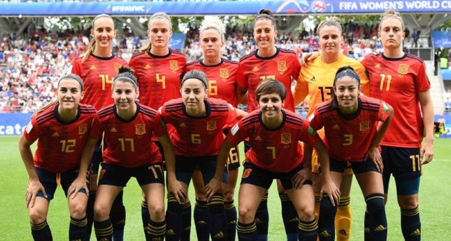 Players in Spanish women's league strike over pay dispute