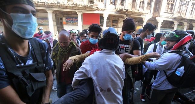 4 قتلى وعشرات المصابين جراء إطلاق قوات الأمن الرصاص على المحتجين وسط…