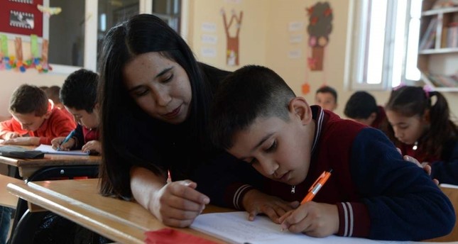 Classes continue in border towns thanks to efforts by school teachers