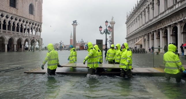 مقتل 3 أشخاص في عواصف وأمطار غزيرة في إيطاليا وفرنسا