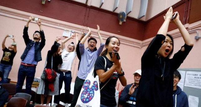 Pro-democracy parties win big in Hong Kong vote