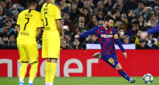 Barca triumphs over Dortmund, Leipzig advances for the first time in…
