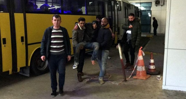 Turkey treats migrants beaten by Greek troops
