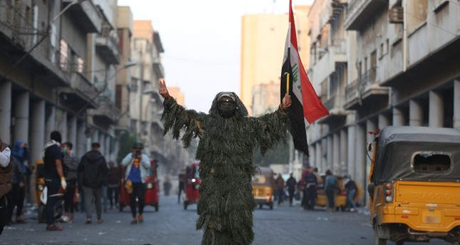 محتجون يمهلون قائد شرطة ذي قار 48 ساعة لمغادرة المحافظة