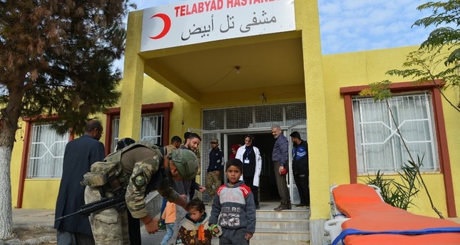 تركيا تنهي صيانة مستشفى “تل أبيض” بعد حرقها على يد “ي ب ك” الإرهابي