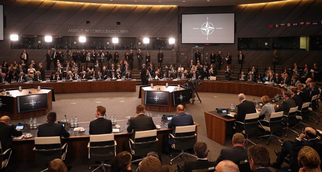 حلف الناتو يقرر توسيع نشاطاته الدفاعية إلى الفضاء
