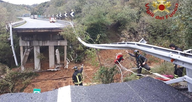 At least 3 dead, highway collapses as rainstorms sweep northern Italy…