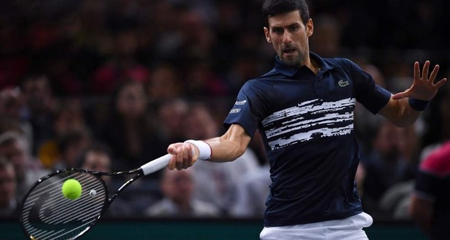 Djokovic begins challenge for year-end No. 1 at ATP Finals