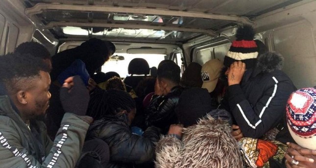 More than 300 irregular migrants held in western Turkey