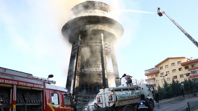 Ankara’nın Mamak ilçesinde bulunan Ali Kuşcu Gökbilim Merkezi’nde yangın çıktı