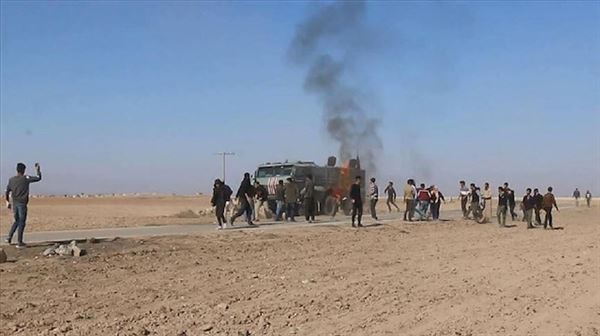 أنصار 'ي ب ك' يعتدون على عربات روسية في عين العرب بسوريا