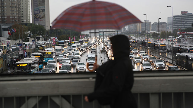 Meteorolojiden İstanbul ve 10 ile yağış uyarısı