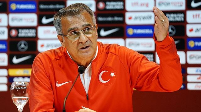 Şenol Güneş: Üzülmeyin, gitmiyorum