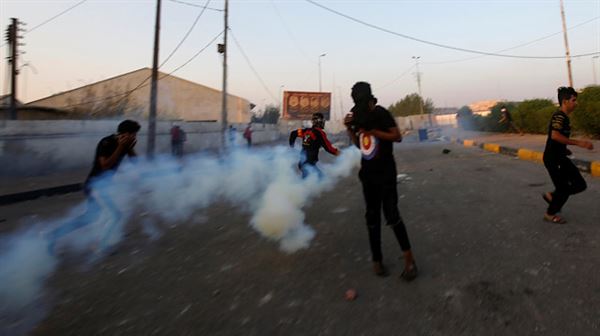 Iraqi forces kill protesters with tear gas shells: HRW