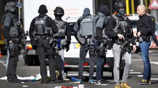 Hollanda'nın Lahey kentinde bıçaklı saldırı gerçekleşti: Yaralılar var