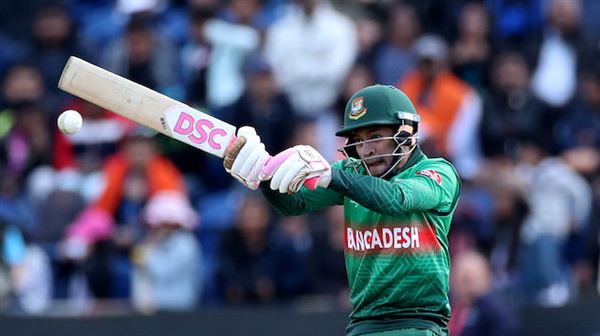 Cricket-India close in on big win despite Mushfiqur resistance