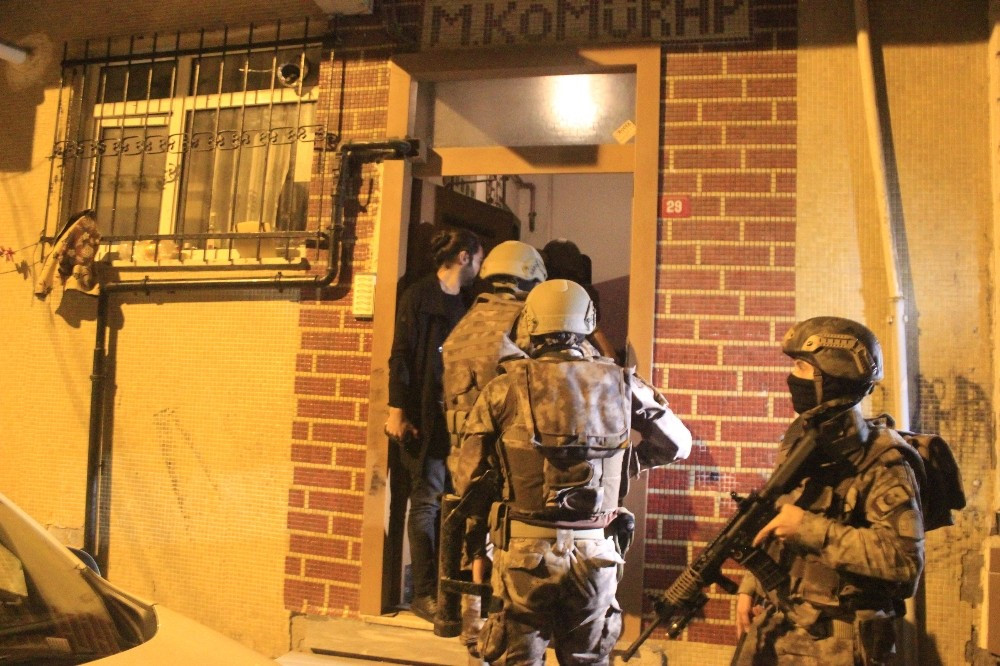 İstanbul’da PKK'ya gece yarısı baskın: Özel harekat polislerinden…