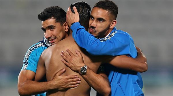 Soccer: Kuwait stun Saudi Arabia in Gulf Cup