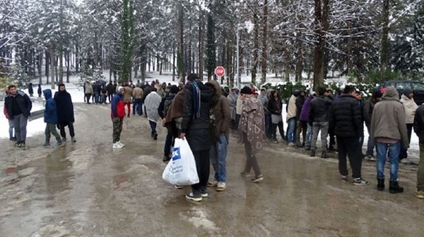 Harsh winter spell doom for migrants stranded in Bosnia