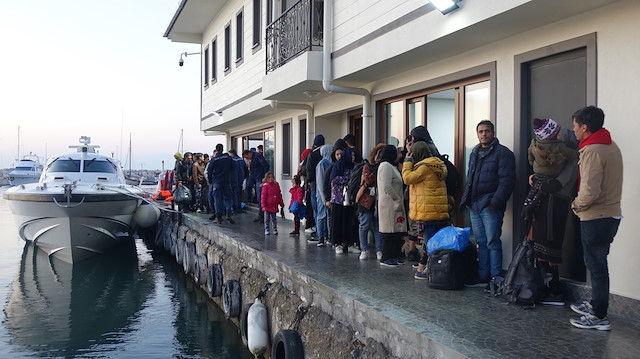 İstanbul'da sahte evrak düzenledikleri iddiasıyla gözaltına alınan…