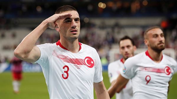 İki İngiliz devi Merih Demiral'ı izleyecek