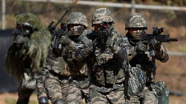 US, South Korea postpone joint military drills
