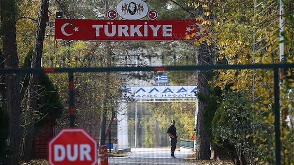تركيا تواصل إجراءات ترحيل الإرهابيين إلى بلادهم