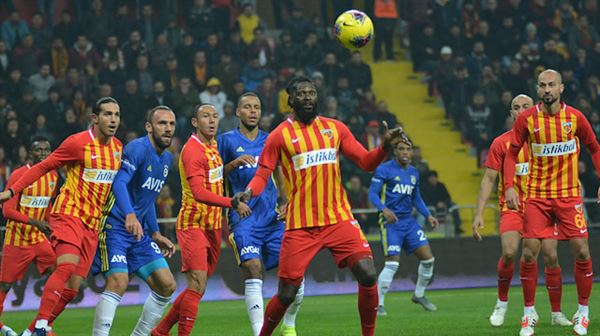 İstikbal Mobilya Kayserispor – Fenerbahçe: 1-0 (Maç Özet)