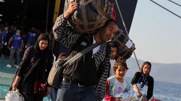 Greek reporter slams Greece's treatment of refugees